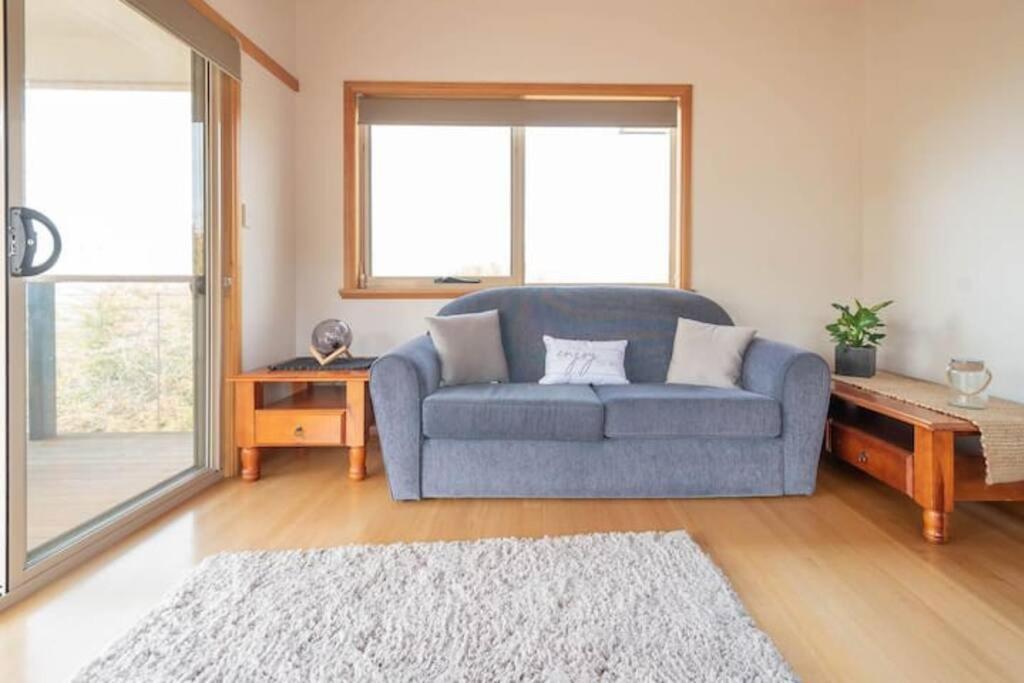 Private 2 Bedroom Cabin Retreat Legana Bagian luar foto